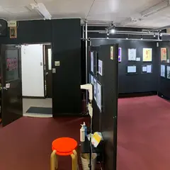 画廊 モモモグラ