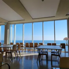 Arrangement Cafe