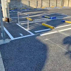 トミーバイクパーキング自由が丘