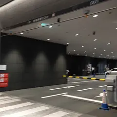 横浜野村ビル 駐車場