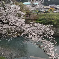 ホタルと石橋の里公園
