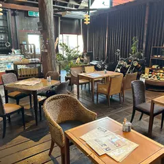 食器と喫茶 岩崎珈琲店