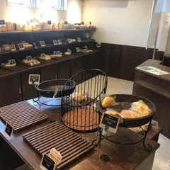 ゆうゆうベーカリー Bread & Cafe