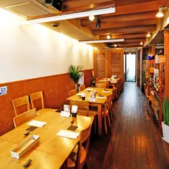 七番館