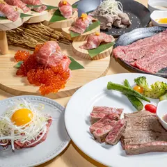 肉寿司と黒毛和牛 肉料理食べ放題 ゆりべこ神戸三宮店