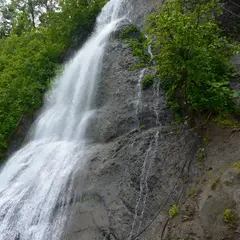 セセキの滝