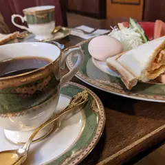 珈治伊