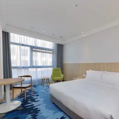 震大金郁金香酒店