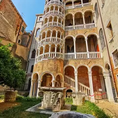 Palazzo Contarini del Bovolo