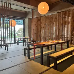 飛花落院