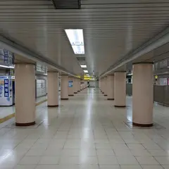 都営三田線 大手町駅