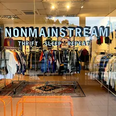 Nonmainstream
