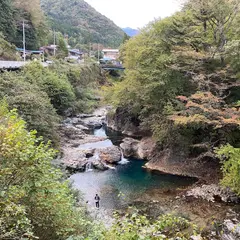 四万甌穴 駐車場