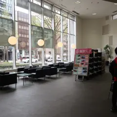 トヨタレンタカー本町