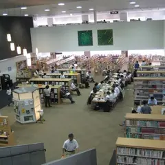豊島区立 中央図書館