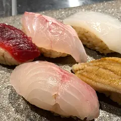 三鷹 風追ゐ