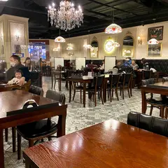京城ハンバーグ 現代シティアウトレット東大門店