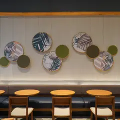 Starbucks Vincom Ngo Quyen