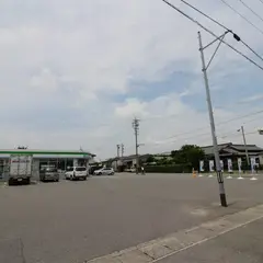ファミリーマート 西尾上矢田町店