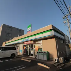 ファミリーマート 大府共栄店