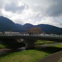 亀の井バス（株）湯布院パーク駐車場