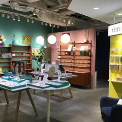 rim of jins ルミネ新宿店