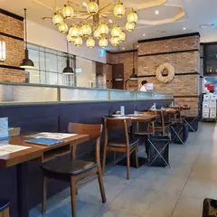 Mad for Garlic ロッテシネマワールドタワー店