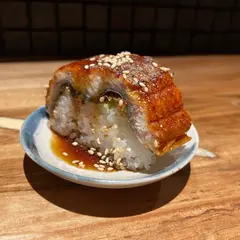 食堂まっすぐ