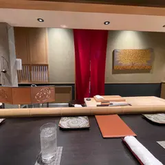 博多 鮨 よこ田