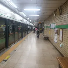6호선신당역