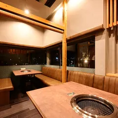 日進竹の山 個室焼肉 鉢屋