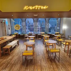 Cafe Knotted, Haeundae