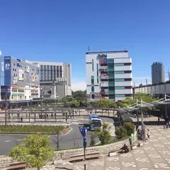 海浜幕張駅
