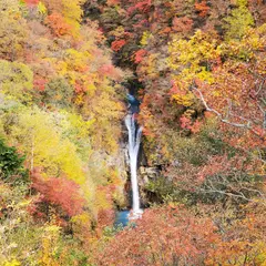 駒止の滝観瀑台