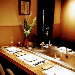 岡山旬彩ステーキ鉄板いろは 郵便局前