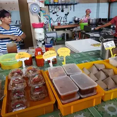 Baba Charlie Nyonya Cake
