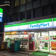ファミリーマート 紀尾井町店