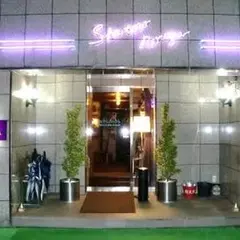 シャトールージュ