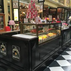 The Little Royal Macaron Specialist