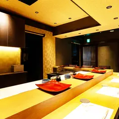 名駅 鮨 よこ田