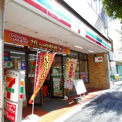 セブン-イレブン 新宿岩戸町店