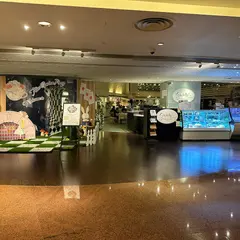 悦来酒店咖啡室