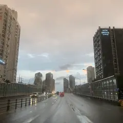 Hotel Bridge