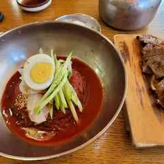 육쌈냉면