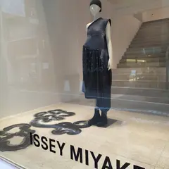 イッセイミヤケ銀座松屋店