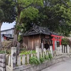稲荷神社（野口城跡）
