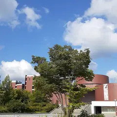 金沢大学附属図書館 中央図書館