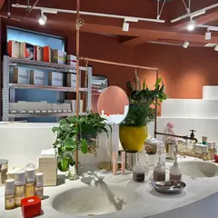 AHRES（ アーレス）表参道店