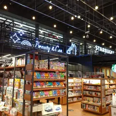TSUTAYA BOOKSTORE APIT東雲店