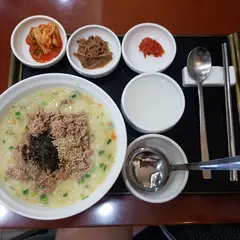 본죽 뚝섬유원지역점